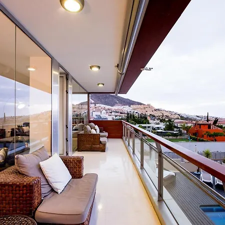 Playa De Fanabe Sleeps 6 With Pool Air Con And Wifi Costa Adeje
